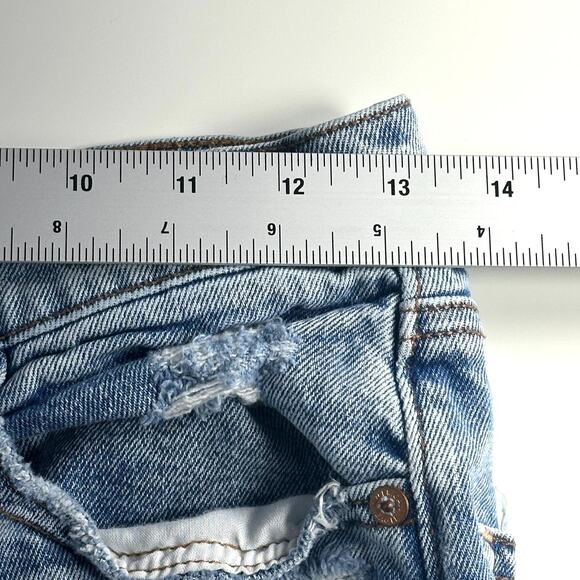 American Eagle Distressed Shorts Women Size 6 Light Blue Ripped Denim - Picture 7 of 12